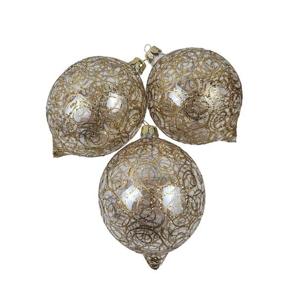 Commodore Holiday Memories 3 Glass Christmas Ornaments Gold Filigree Romania - Picture 7 of 10